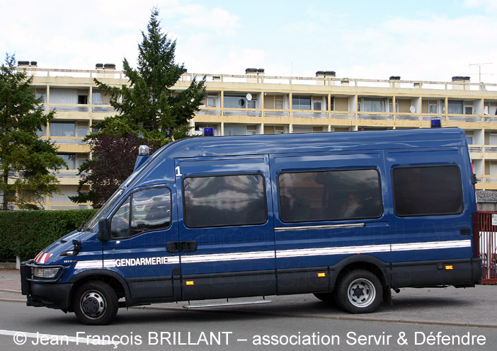 Irisbus 50C17 VTG-GM (Véhicule De Transport De Groupe De La Gendarmerie ...